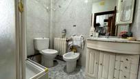 Bathroom of Flat for sale in  Madrid Capital  with Air Conditioner