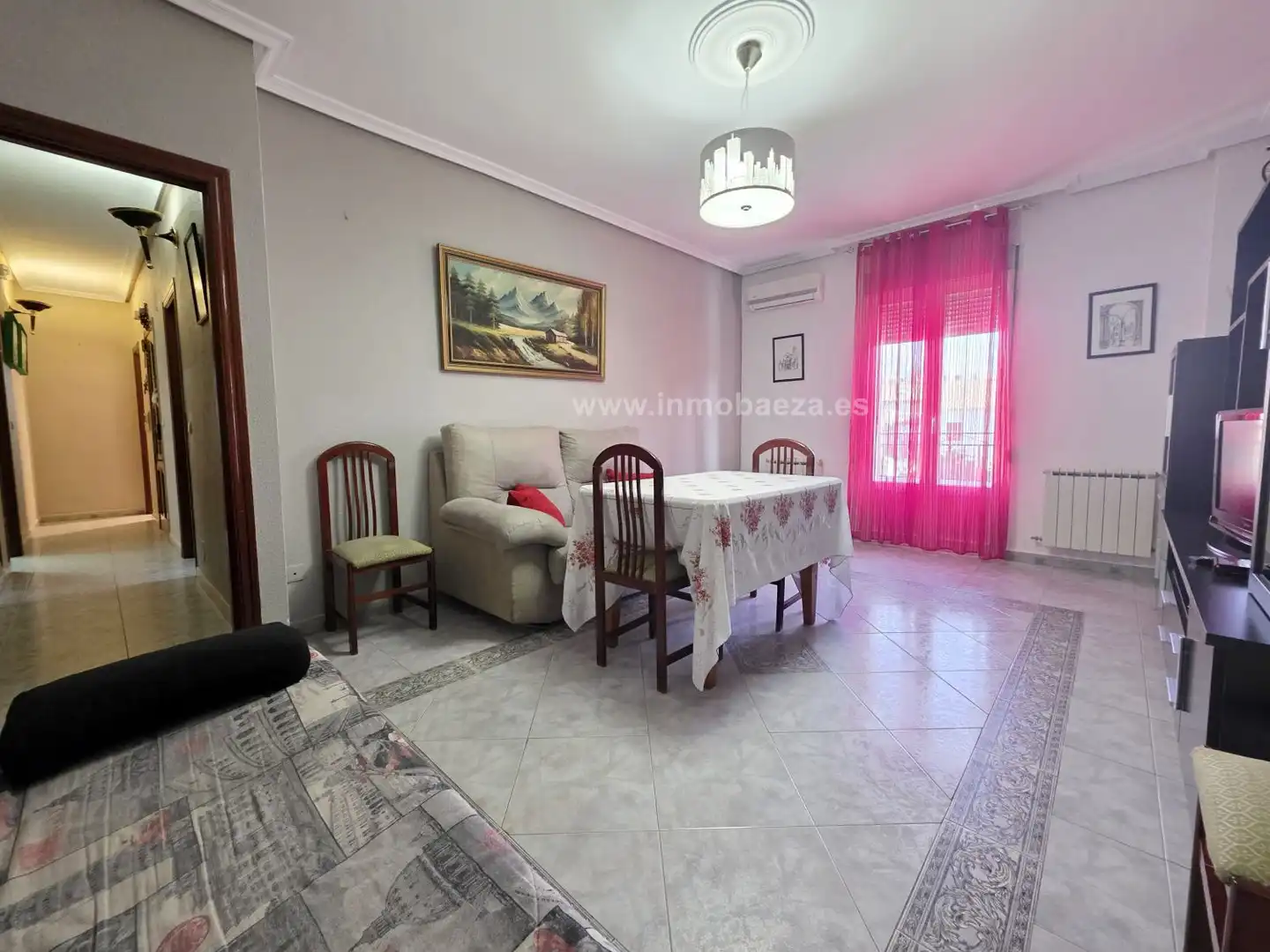 Appartamento con terrazza in affitto a Baeza