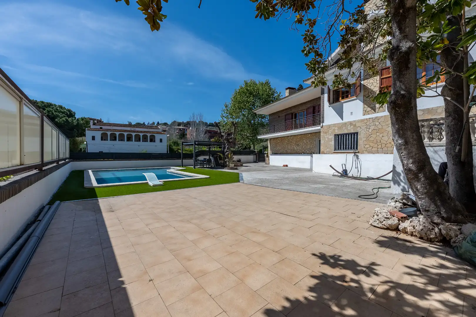 Piscina de Casa o xalet en venda en Tiana amb Aire condicionat, Calefacció i Jardí privat