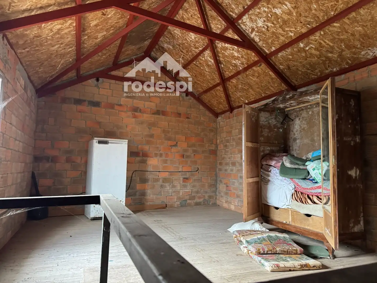 Houses for sale in A Cañiza    with Heating, Storage room and Furnished