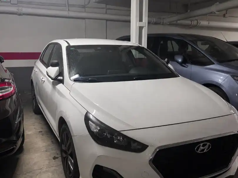 Parkplatz von Garage zur Miete in Albacete