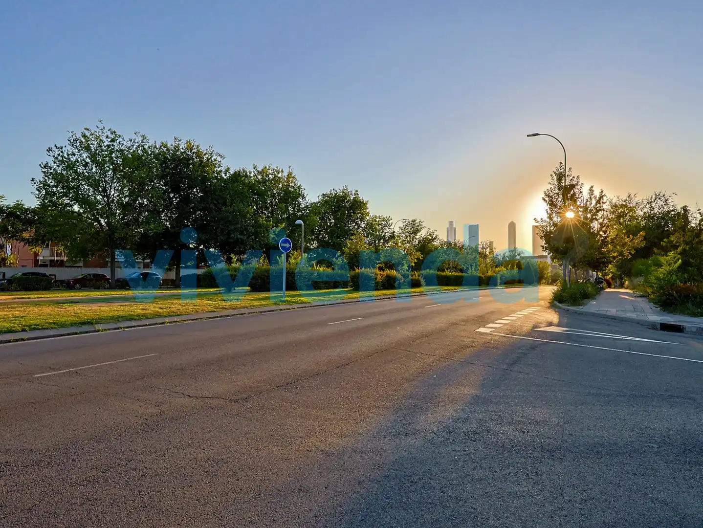 Vista exterior de Piso en venta en Madrid con Calefacción y Balcón
