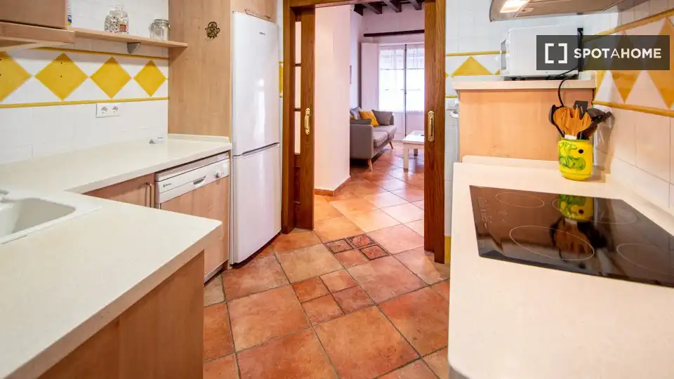 Room in El Pópulo - Santa María