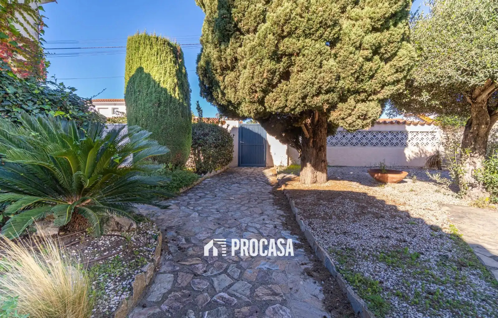 Vista exterior de Casa o xalet en venda en Empuriabrava amb Aire condicionat, Calefacció i Traster