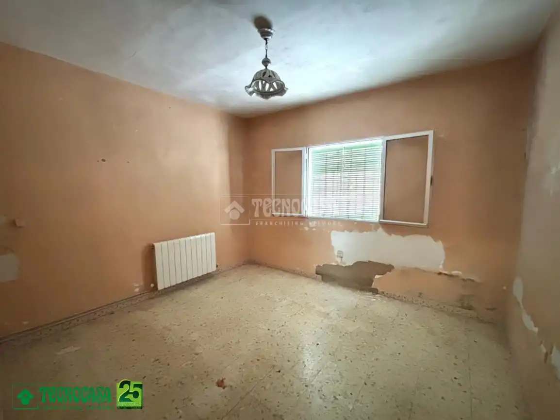Habitación de Casa o chalet en venta en Las Ventas Con Peña Aguilera con Calefacción y Jardín privado
