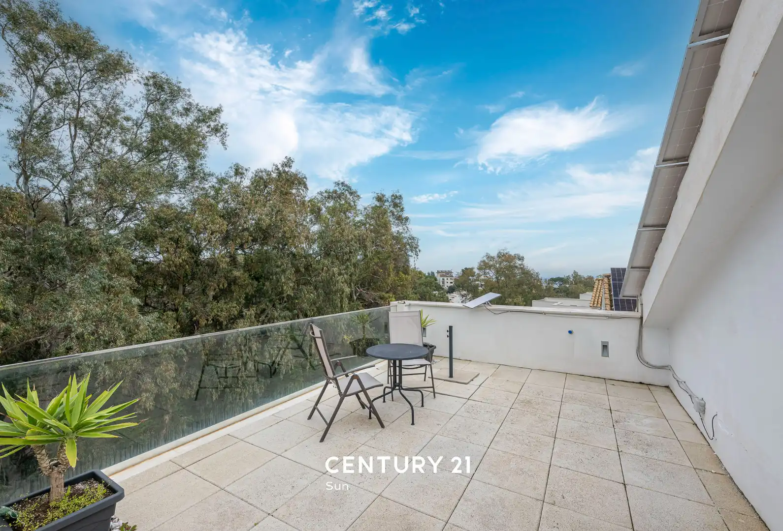 Terrace of Houses for sale in Benalmádena  with Air Conditioner and Furnished