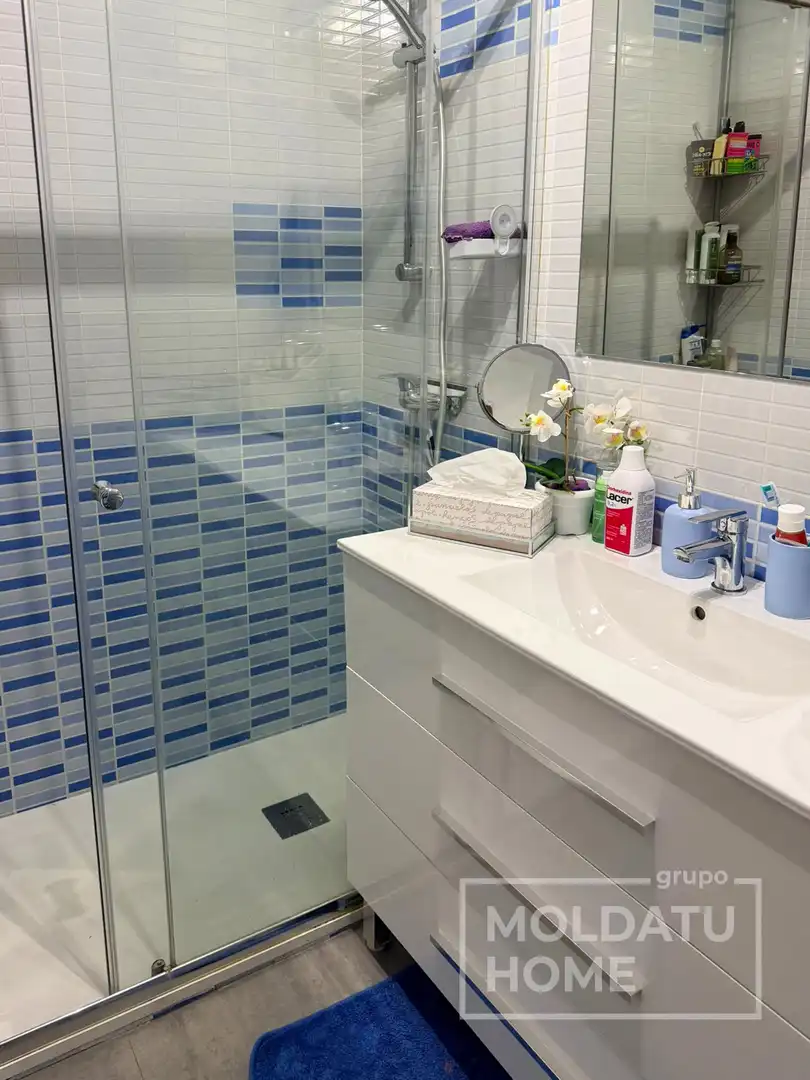 Baño de Piso en venta en Bilbao  con Calefacción