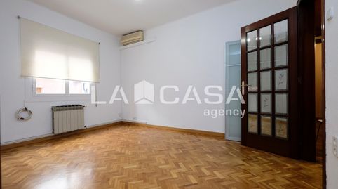 Foto 5 de Piso en venta en El Turó de la Peira, Barcelona Capital