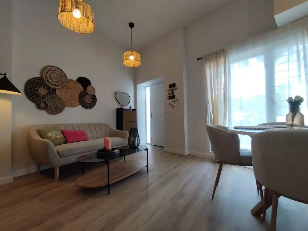 Sala de estar de Estudio en venta en Castellón de la Plana / Castelló de la Plana con Aire acondicionado