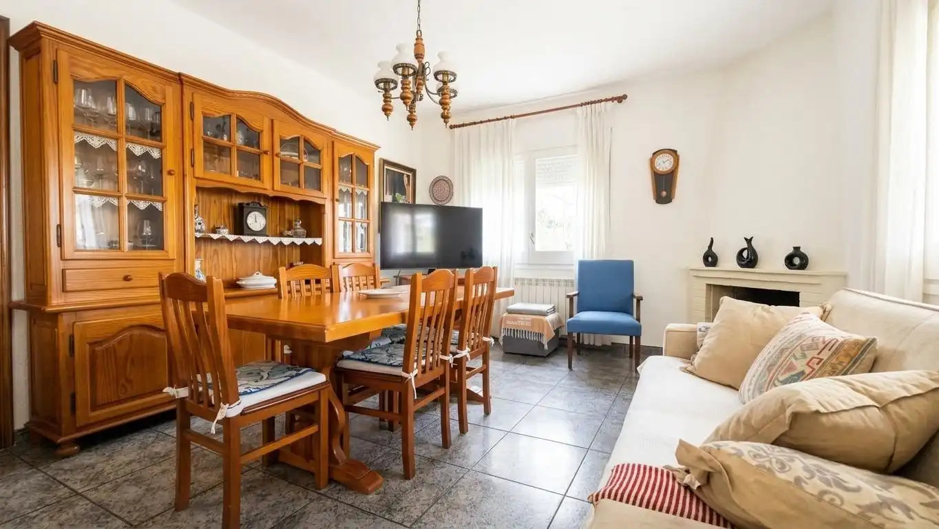 Sala de estar de Casa o chalet en venta en Esparreguera con Calefacción, Jardín privado y Terraza