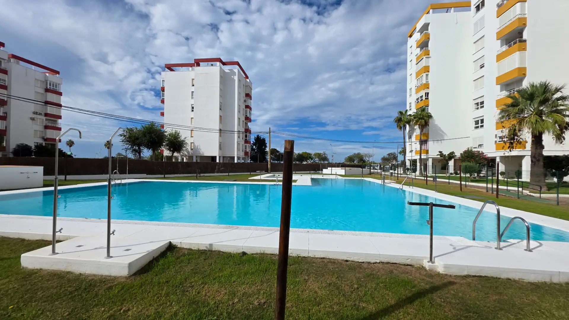 Piscina de Apartamento en venta en El Puerto de Santa María con Jardín privado, Terraza y Piscina comunitaria