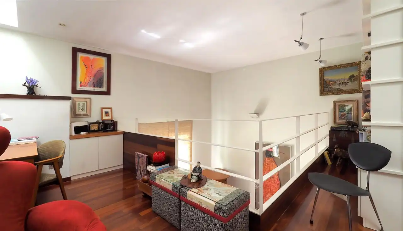 Living room of Houses for sale in Barcelona  with Parquet flooring, Terrace and Furnished