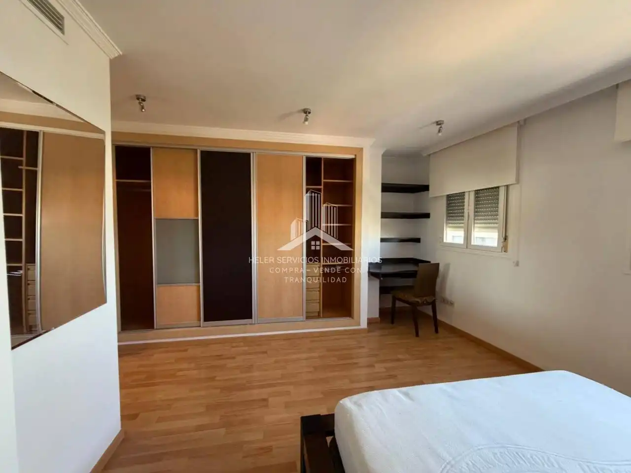 Flat with lift to rent in Calle Vicente Sos Baynat, imagen 9