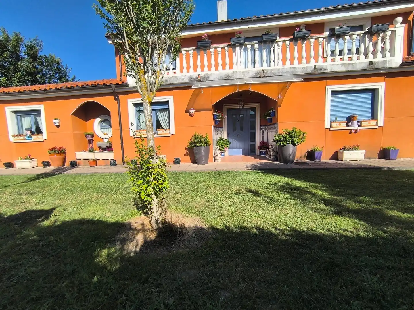 Exterior view of Houses for sale in Fresno de Río Tirón  with Heating, Private garden and Terrace