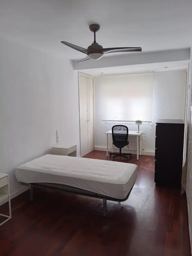 Bedroom of Flat for rent in Murcia  with Air Conditioner, Heating and Parquet flooring