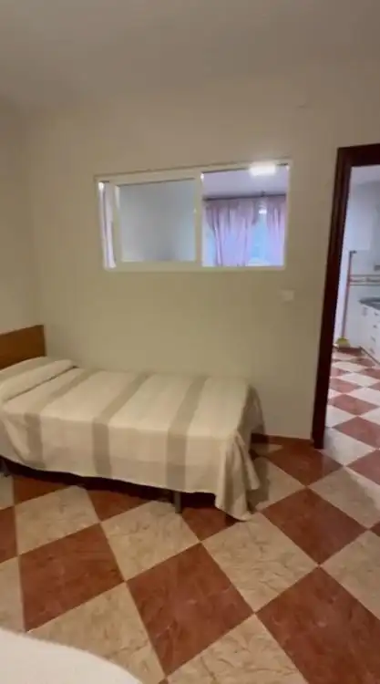 Schlafzimmer von Wohnungen zur Miete in Zaidín