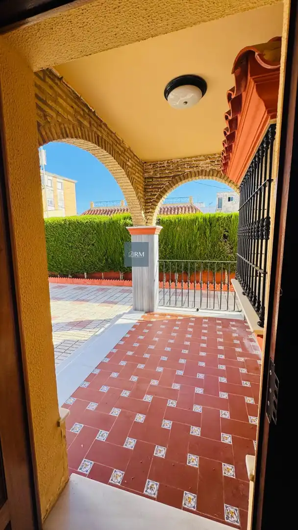 Terrassa de Casa o xalet en venda en Sanlúcar de Barrameda amb Jardí privat, Terrassa i Traster