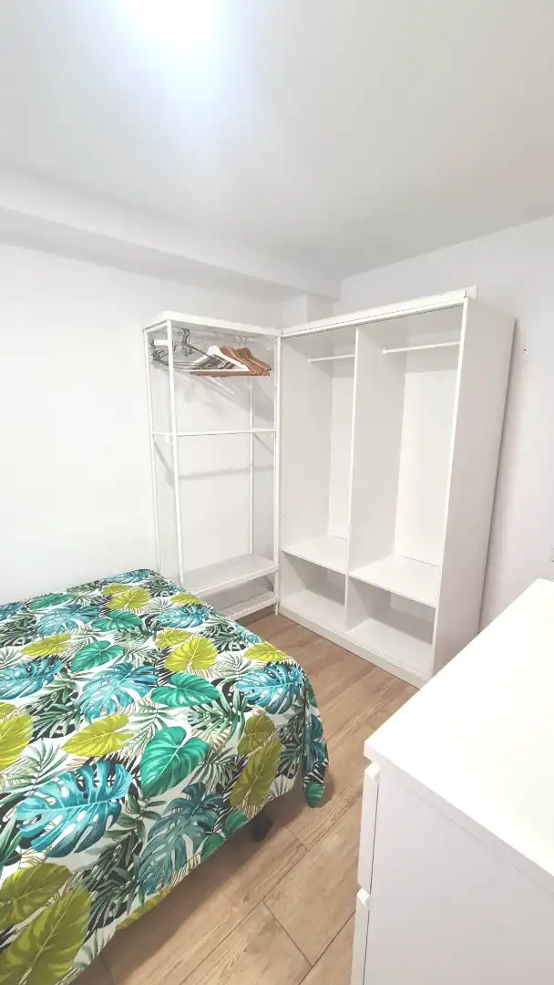 Schlafzimmer von Wohnung zur Miete in Valencia mit Klimaanlage, Möbliert und Ofen