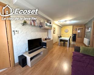 Sala d'estar de Dúplex en venda en Vallirana amb Aire condicionat, Calefacció i Parquet