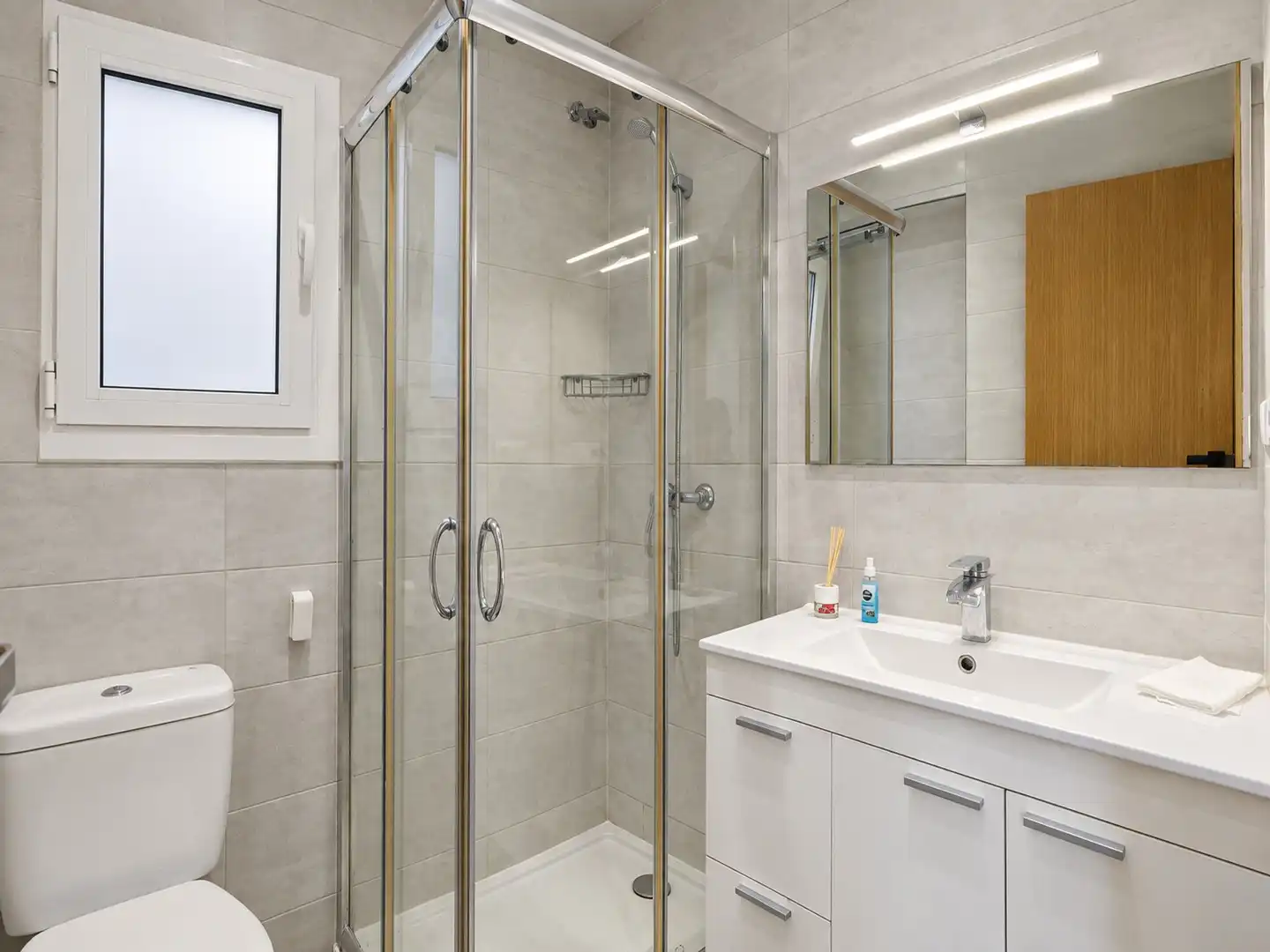 Bathroom of Flat for sale in Vilanova del Camí  with Air Conditioner