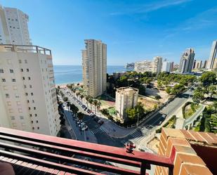 Vista exterior de Apartament en venda en Benidorm amb Jardí privat, Terrassa i Balcó