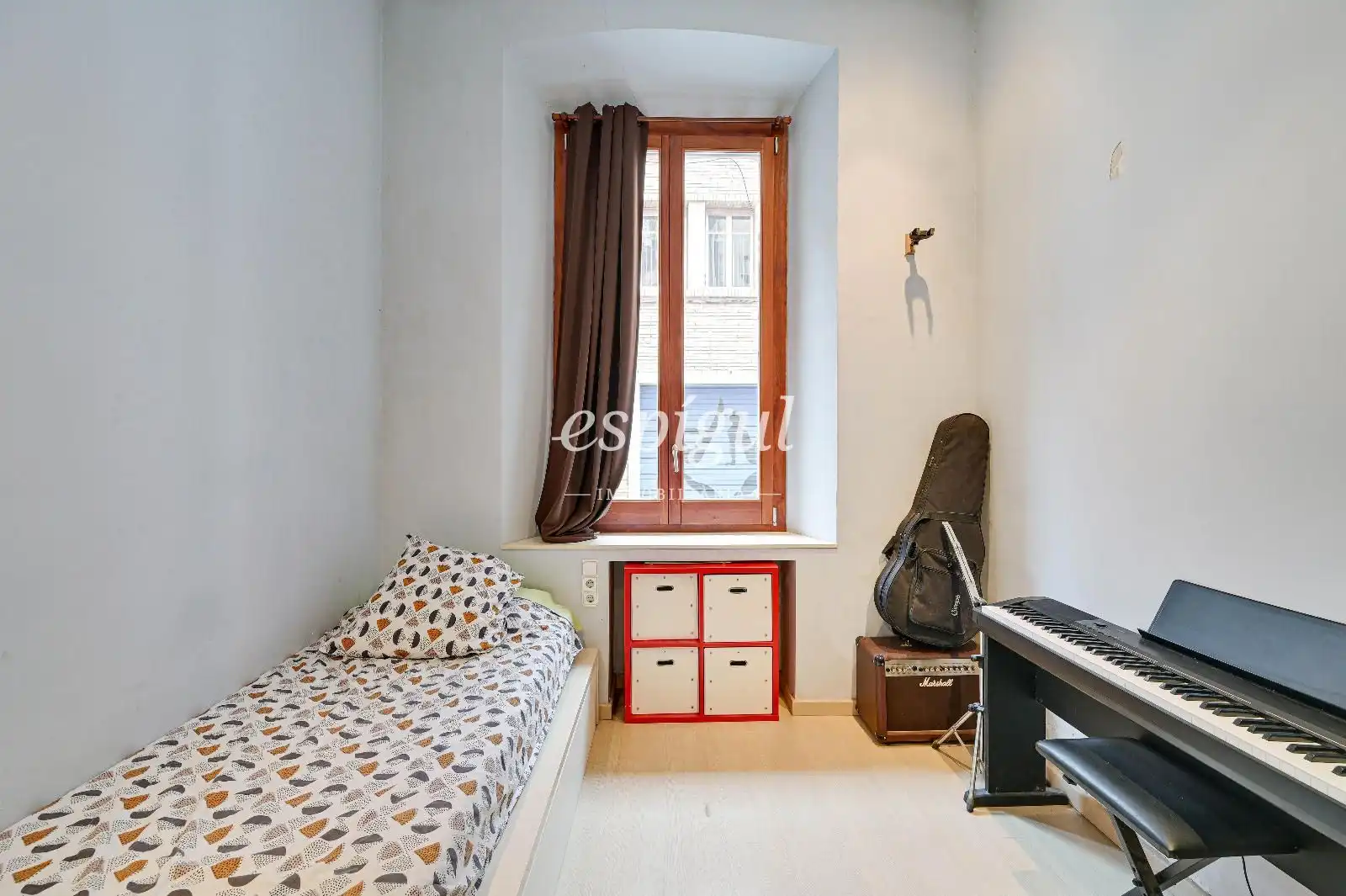 Habitación de Piso en venta en Girona con Calefacción, Terraza y Amueblado