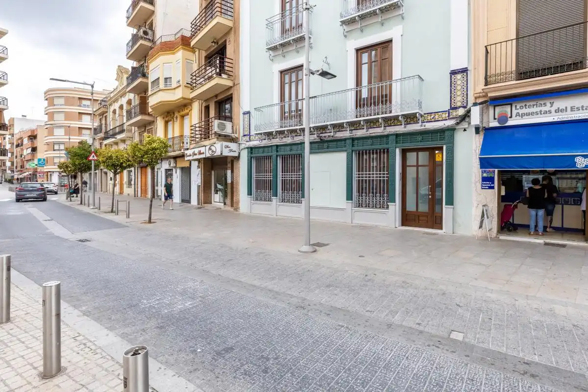Vista exterior de Pis en venda en Torrent amb Aire condicionat, Calefacció i Terrassa