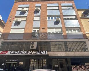Exterior view of Duplex for sale in  Madrid Capital
