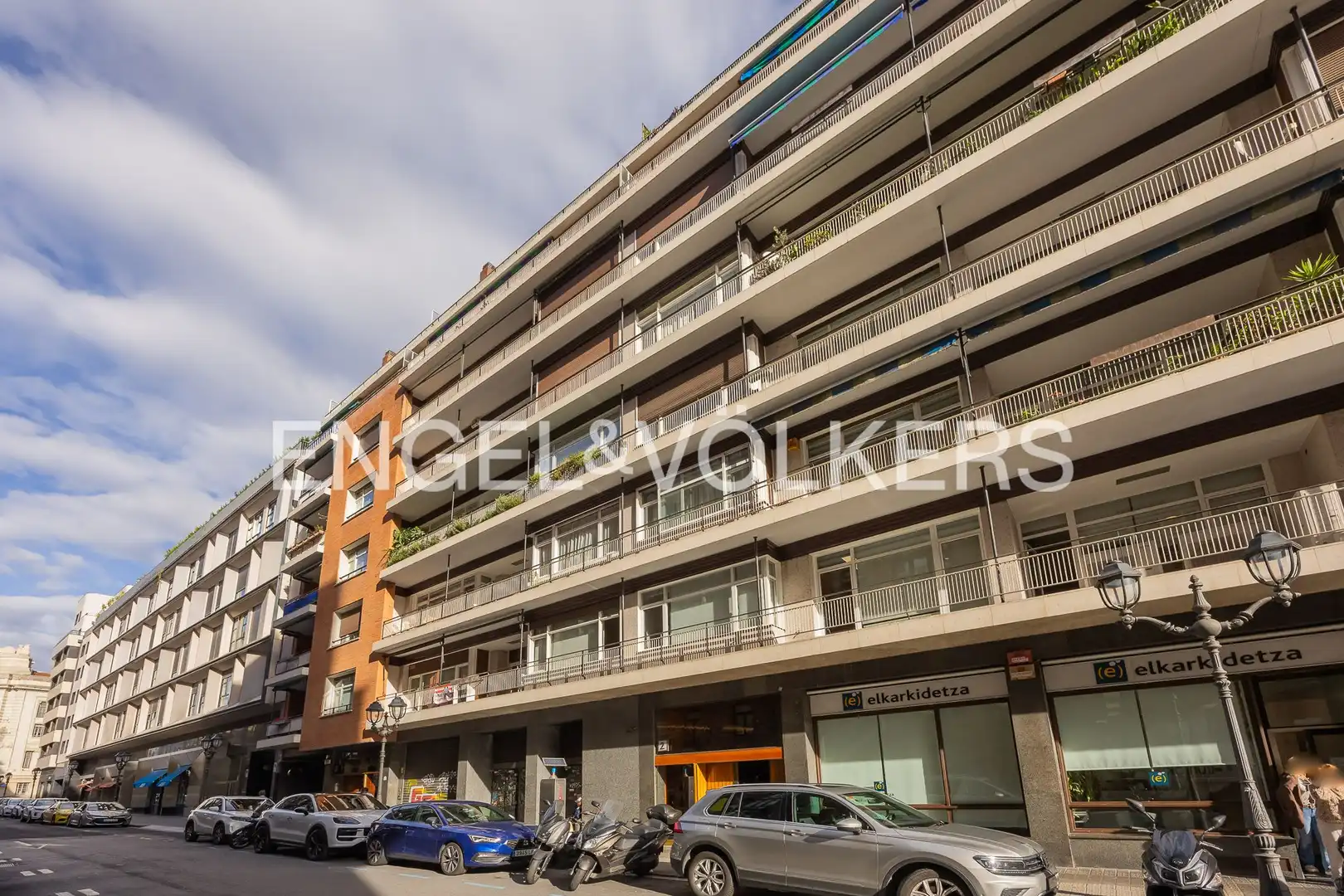 Vista exterior de Piso en venta en Bilbao  con Calefacción, Terraza y Trastero