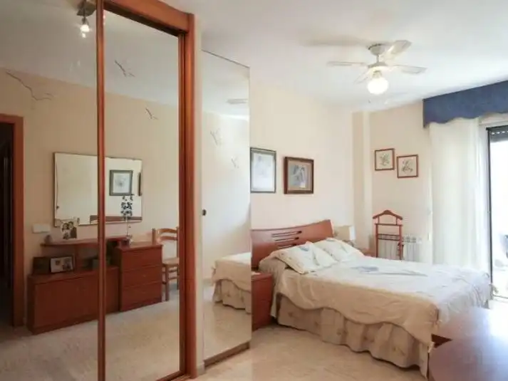 Dormitori de Pis en venda en Cubelles amb Aire condicionat, Terrassa i Balcó