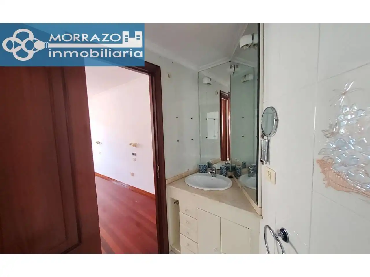 Bathroom of Flat for sale in Bueu  with Heating, Parquet flooring and Terrace