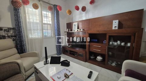 Foto 3 de Piso de alquiler en De la Virgen de la Cinta, Barrio de los Remedios, Sevilla Capital