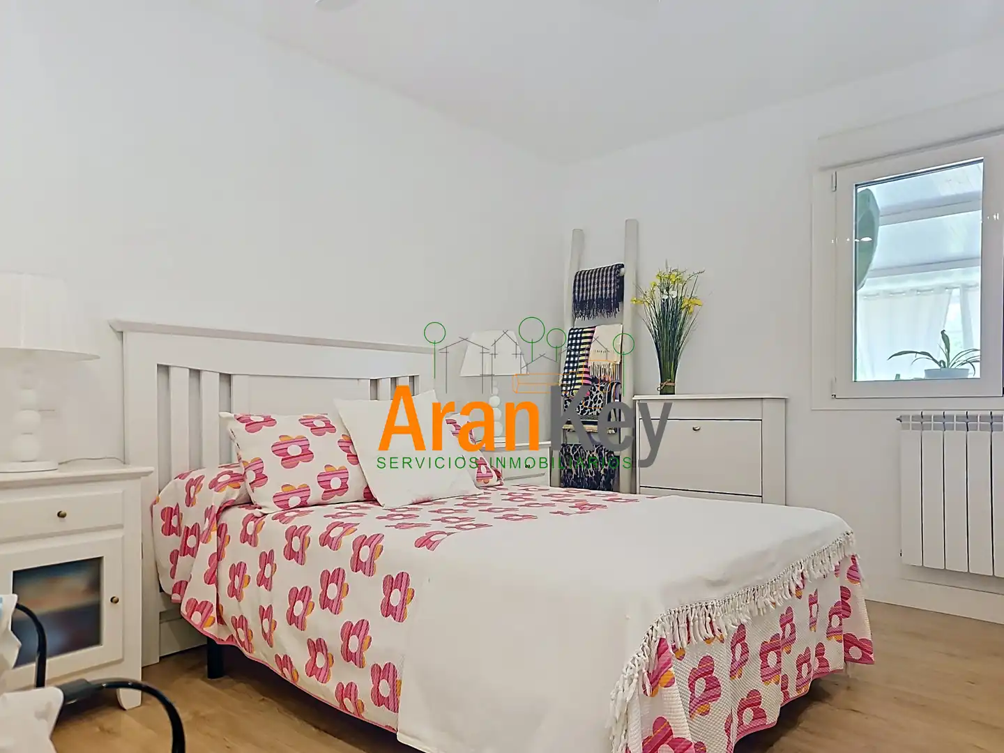 Bedroom of Houses for sale in Colmenar de Oreja  with Air Conditioner, Heating and Private garden