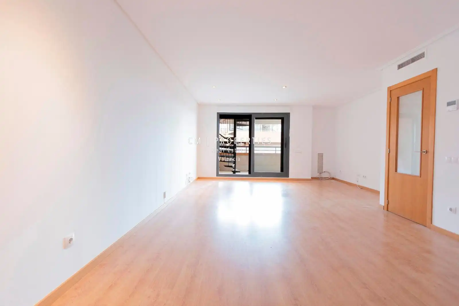 Sala de estar de Ático de alquiler en Alboraya con Aire acondicionado, Calefacción y Parquet