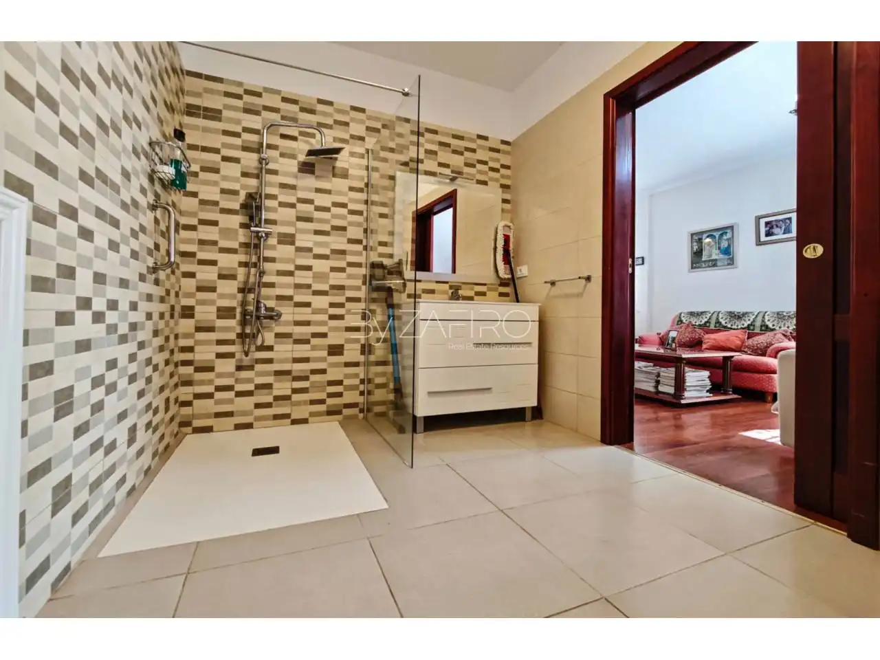 Bany de Casa o xalet en venda en San Cristóbal de la Laguna amb Jardí privat, Parquet i Terrassa
