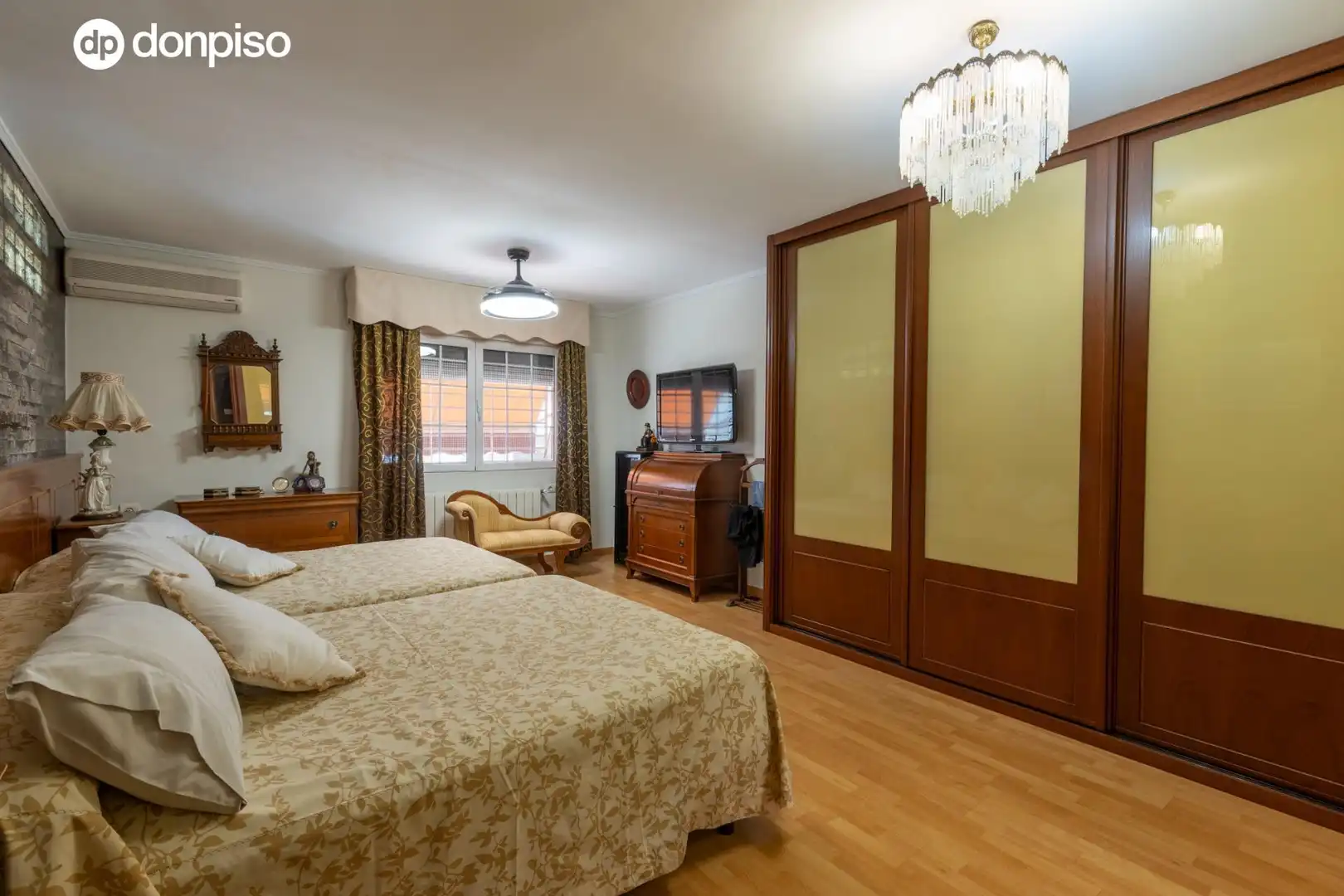 Casa adosada en venta en VIRGEN DE LORETO, Avda. De los Ogíjares
