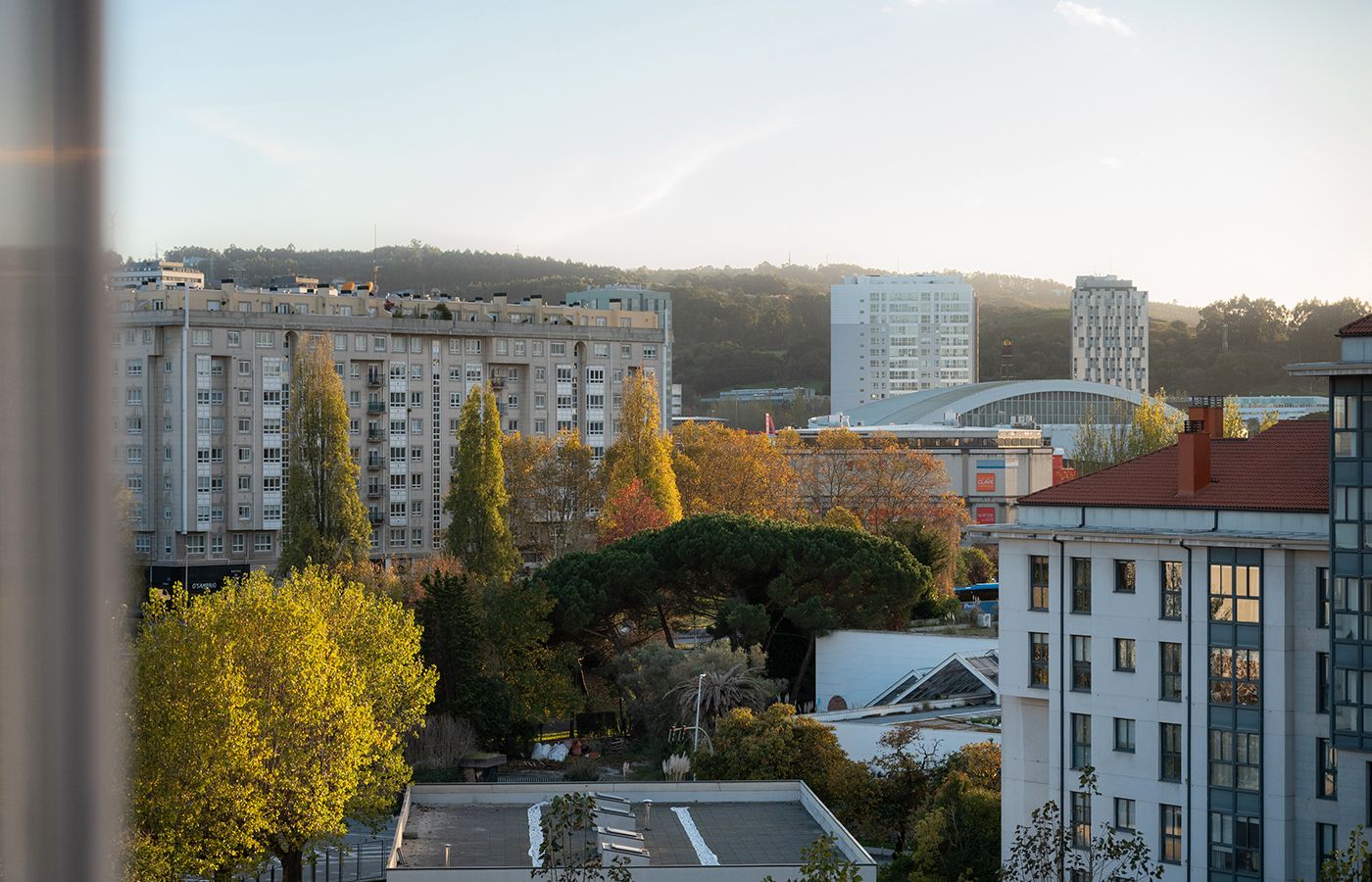 Vista exterior de Pis en venda en A Coruña Capital  amb Calefacció, Parquet i Moblat
