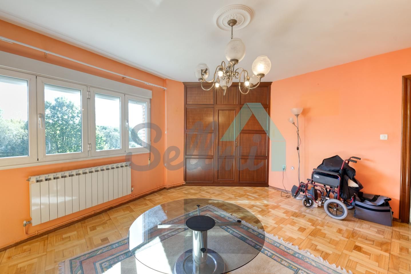 Bedroom of Flat for sale in Oviedo   with Heating and Parquet flooring