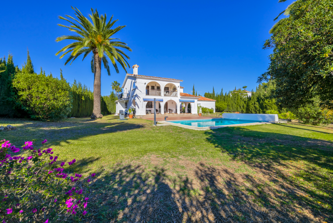 Garden of House or chalet for sale in Estepona  with Air Conditioner, Private garden and Terrace