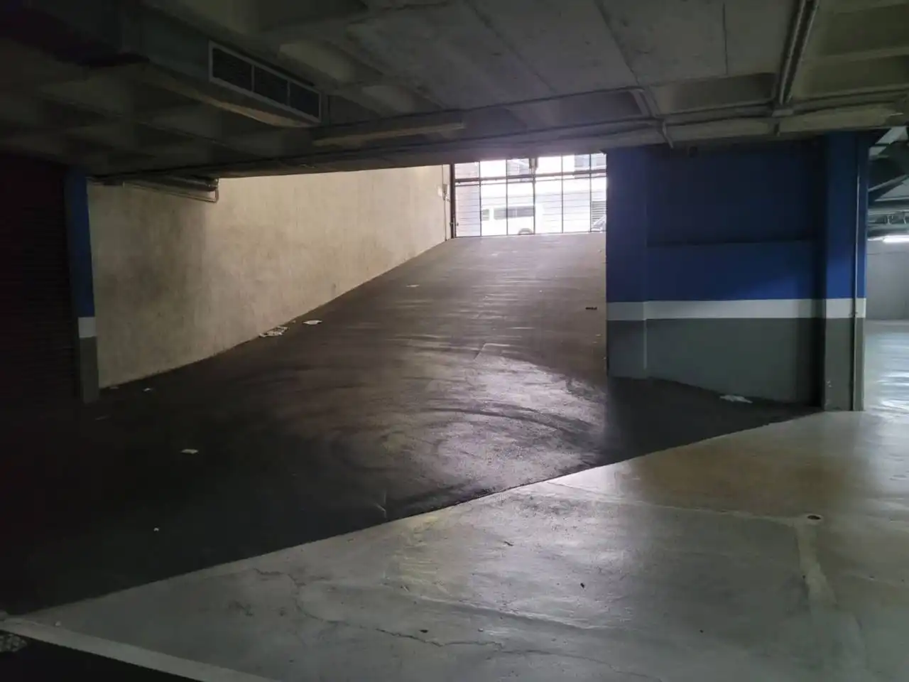 Parkplatz von Garage zur Miete in Sabadell