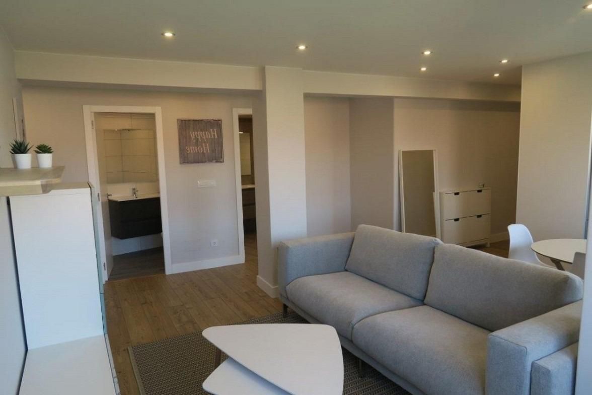 Flat to rent in Sabadell  with Air Conditioner, Heating and Parquet flooring