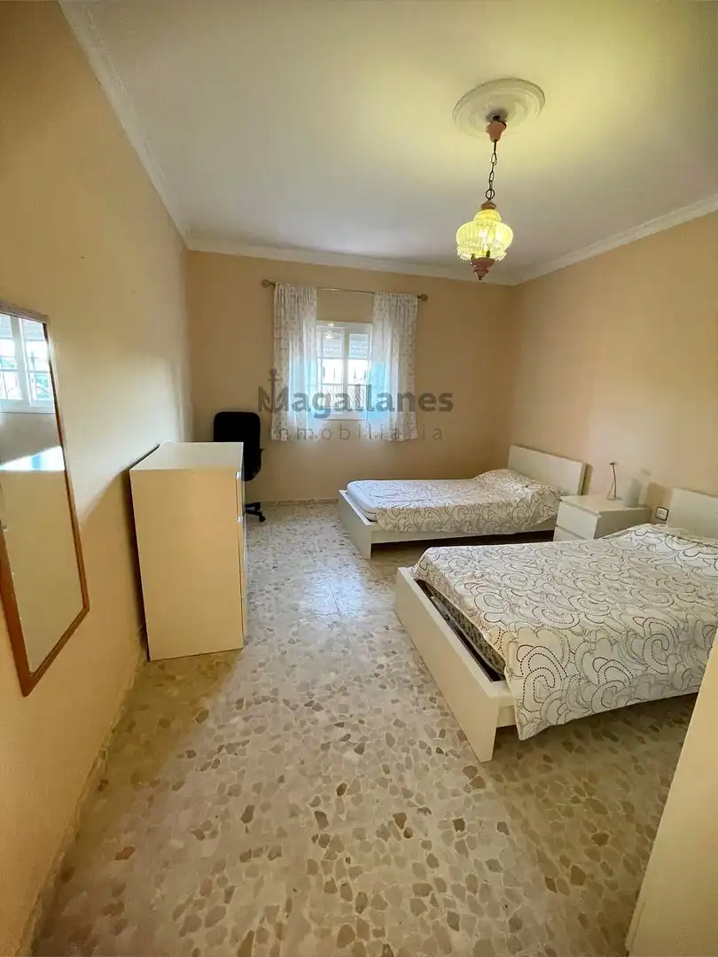 Habitación de Casa adosada en venta en Chipiona