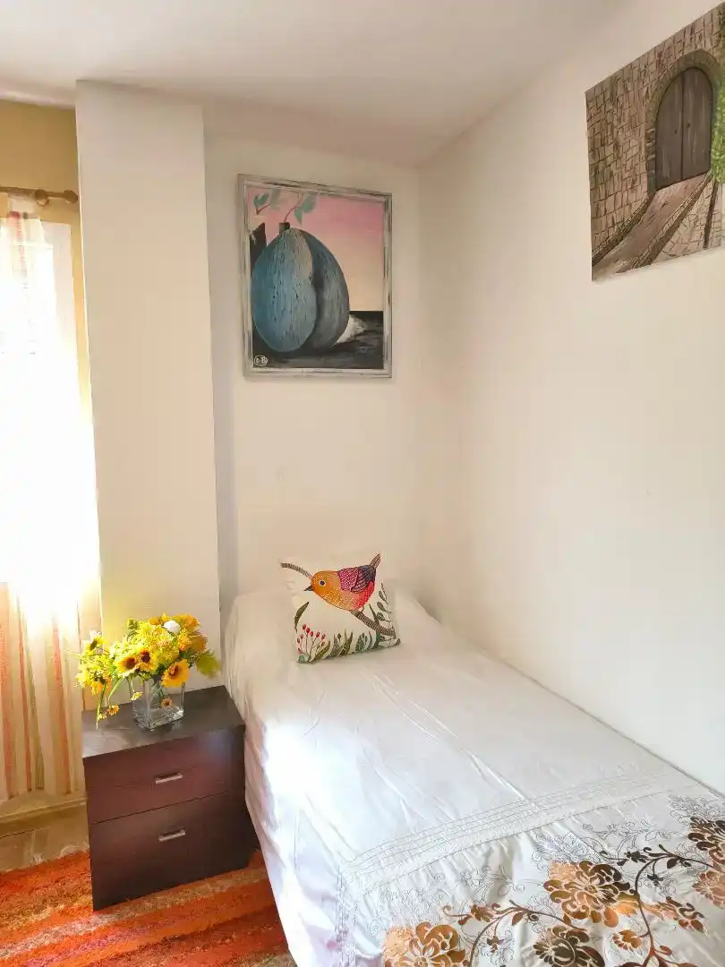 Habitación de Casa o chalet para compartir en Aranjuez con Jardín privado, Amueblado y Horno