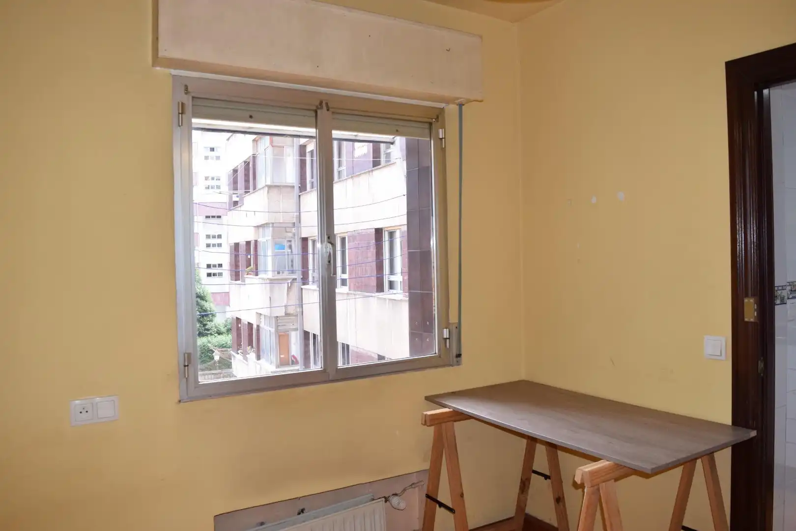 Dormitori de Pis en venda en Oviedo  amb Calefacció, Parquet i Traster