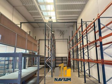 Nau industrial en venda a Villa de Vallecas