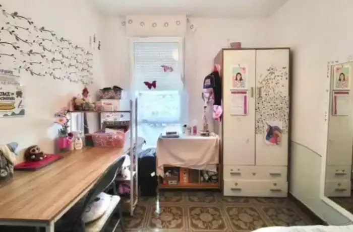 Habitación de Piso en venta en Torrelavega  con Calefacción, Jardín privado y Amueblado