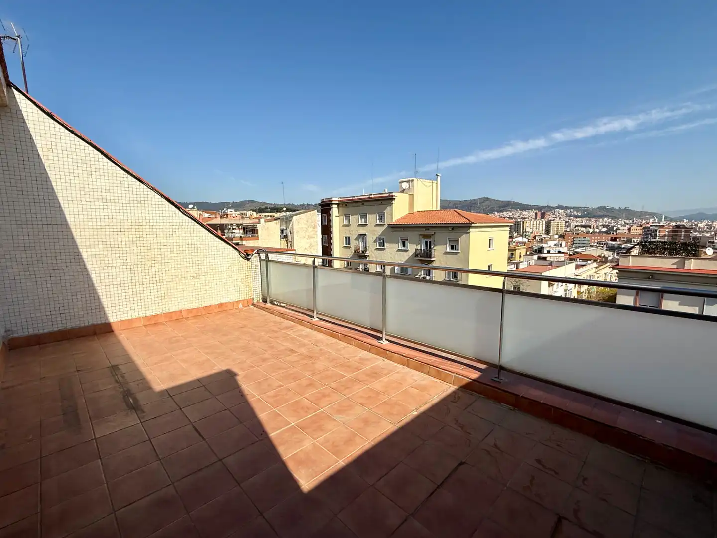 Terrasse von Dachboden zum Verkauf in Barcelona mit Heizung, Terrasse und Balkon