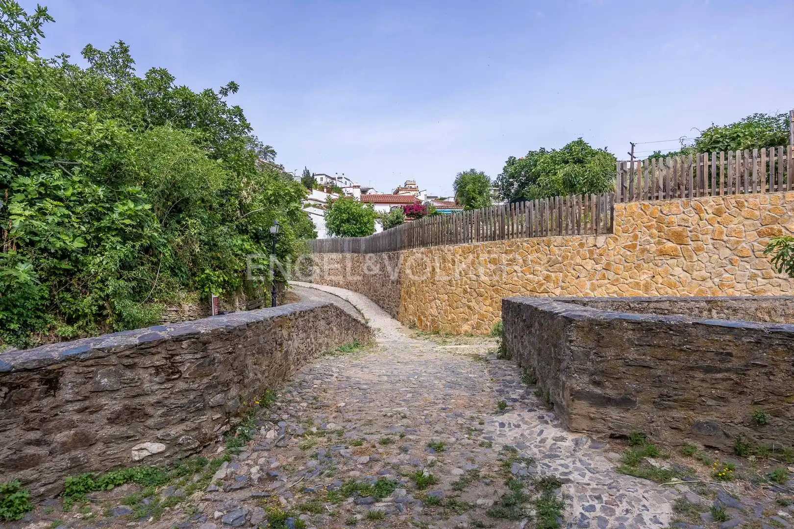 Vista exterior de Finca rústica en venta en Almonaster la Real con Calefacción