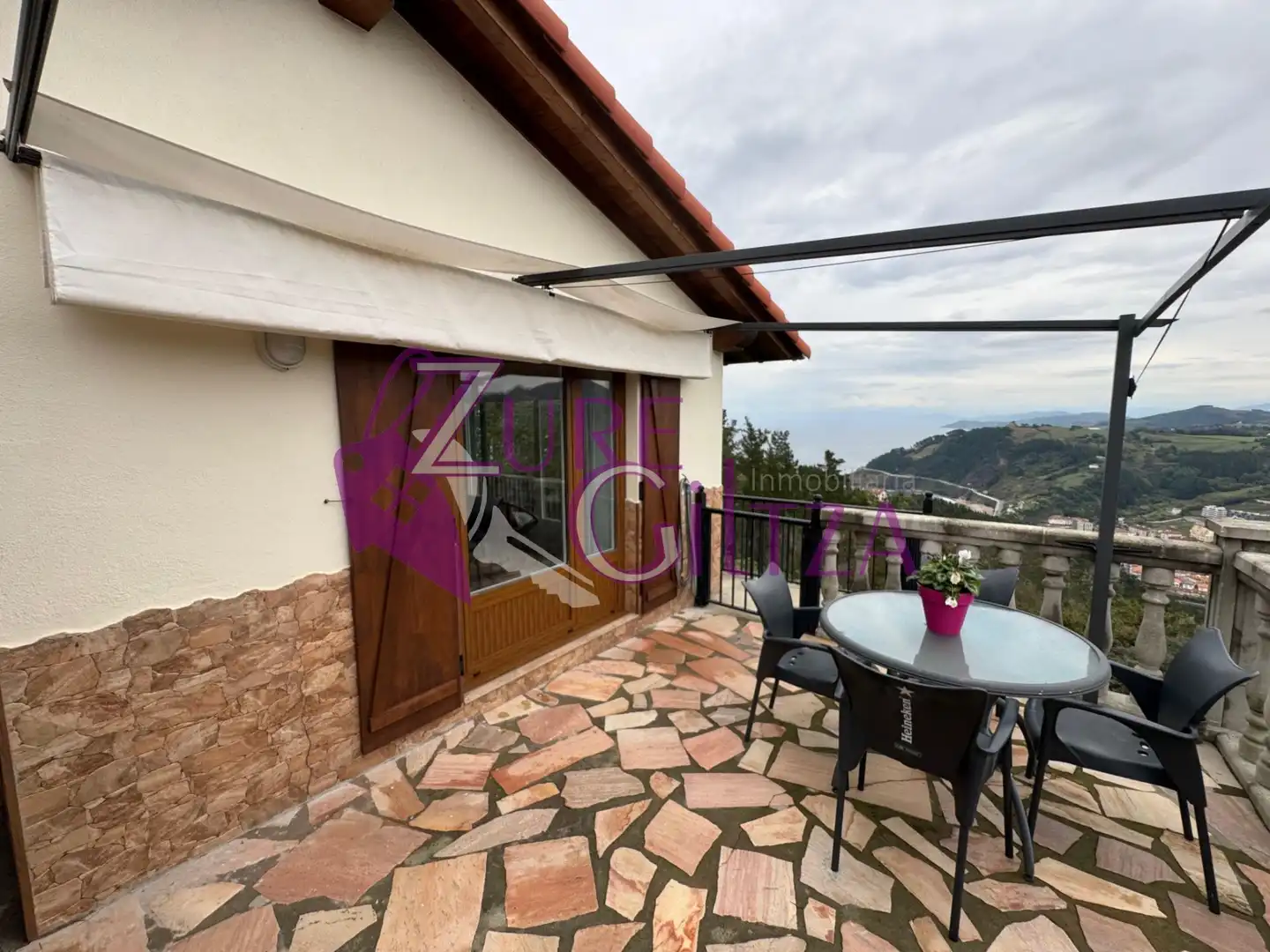 Terraza de Casa o chalet en venta en Mutriku, Gipuzkoa
