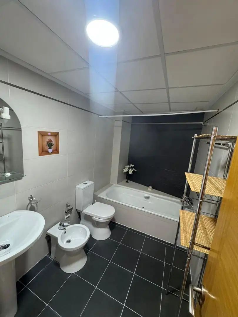 Bathroom of Apartments for rent in Torrent  with Storage room, Swimming Pool and Furnished